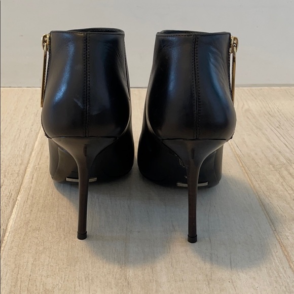 Burberry open toe boots - Picture 4 of 7